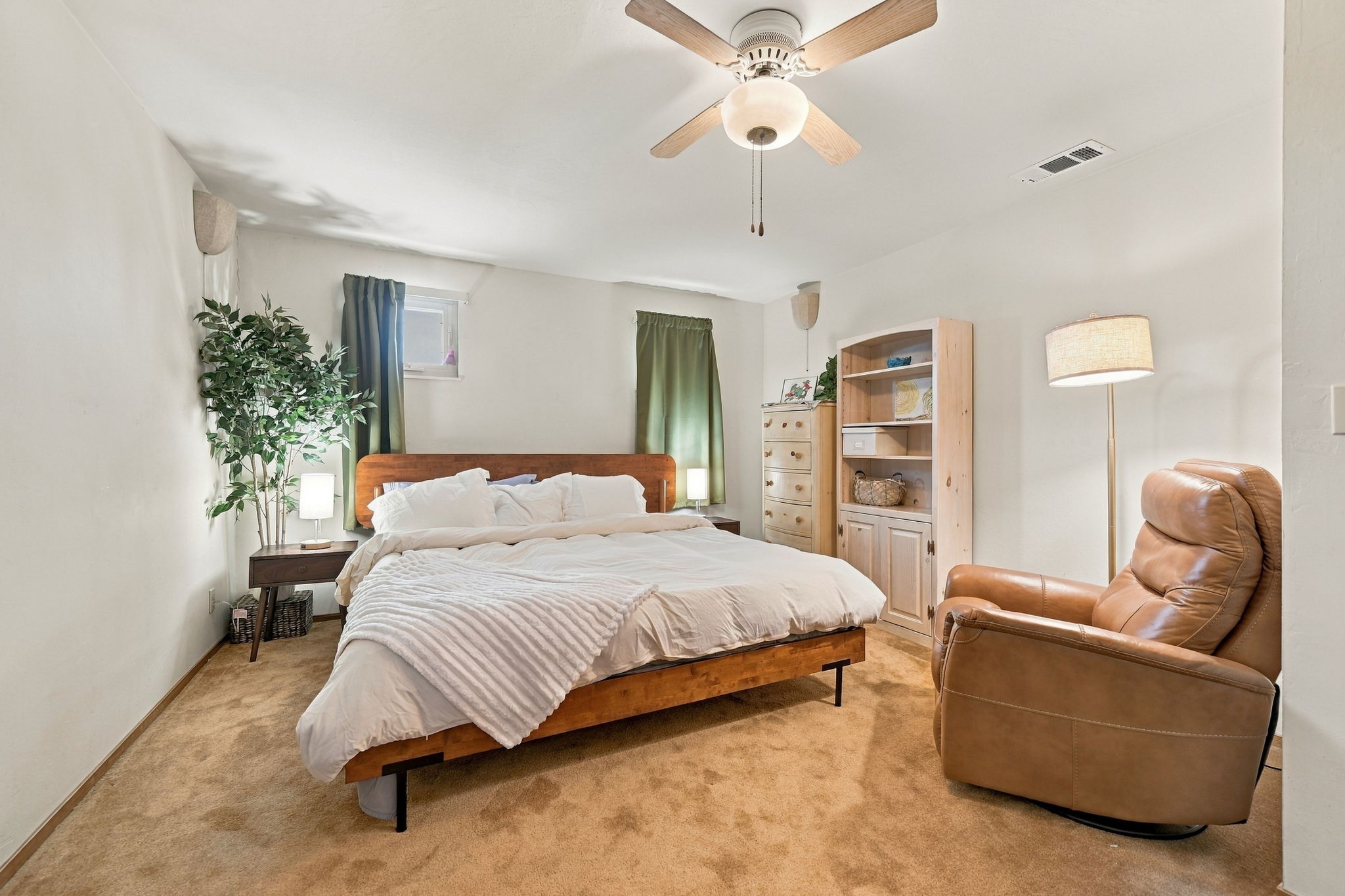 Westbury, a bedroom
